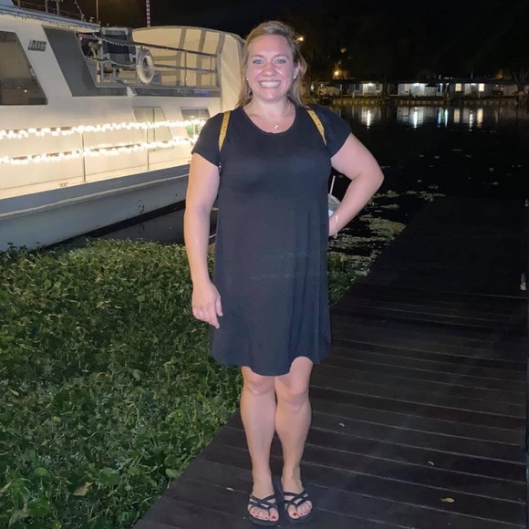 Meet your Posher, Jodie - Picture 1 of 1